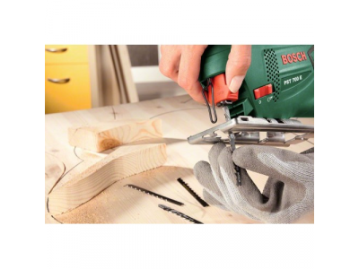Лобзиковая пила Bosch PST 700 E