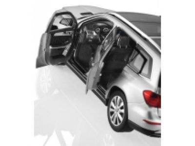 Масштабная модель Mercedes-Benz GL-Klasse (X166), Silver